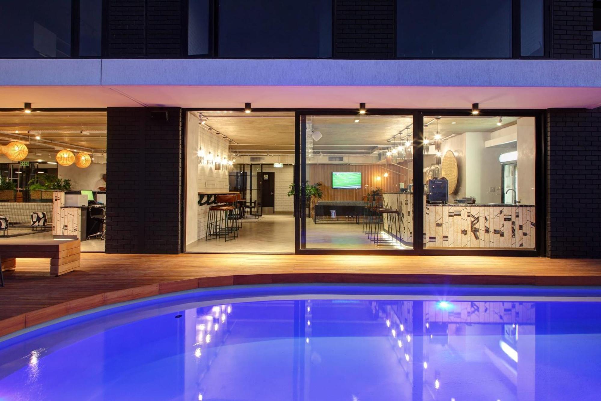 Apartment 432 Wex1 By Perch With Daily Housekeeping